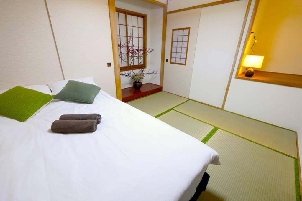 マスク配布ありa5 新宿10分 10人宿泊可能 出張在宅勤務に最適!!宿泊型テレワークスペース!!Wifi完備 回線安定してます!!長期宿泊受付中 Tokyo Exterior photo