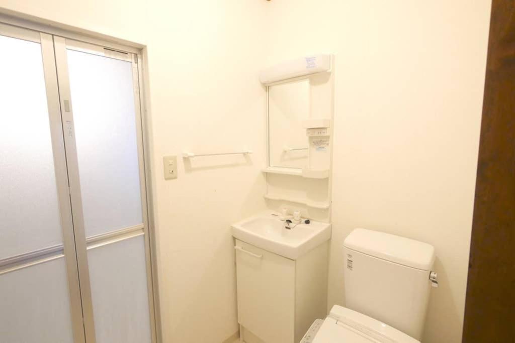 マスク配布ありa5 新宿10分 10人宿泊可能 出張在宅勤務に最適!!宿泊型テレワークスペース!!Wifi完備 回線安定してます!!長期宿泊受付中 Tokyo Exterior photo